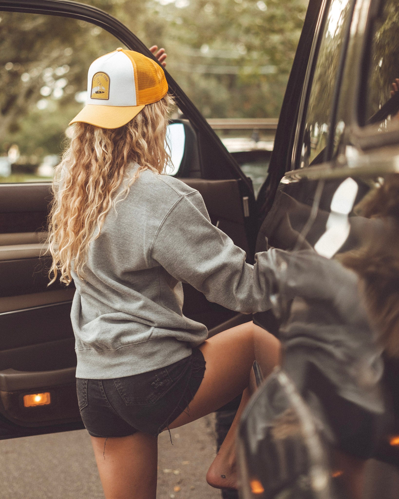 Vintage Longboard Hat Yellow